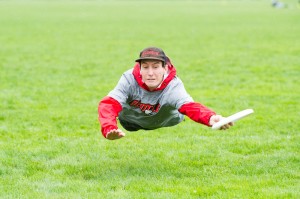 A Sockeye player goes fully horizontal for a catch at Northwest Regionals