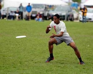 Harvard's Jeremy Nixon awaits the disc at the 2013 College Championships.
