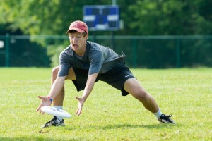 Dillon Lanier makes a low catch at NUTC.