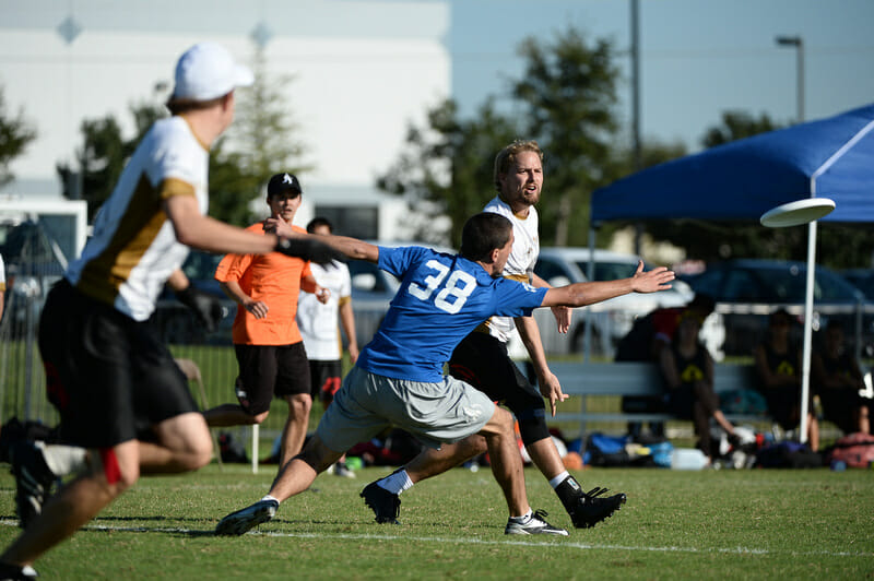 Basic Concepts Of Person Defense In 42 Seconds - Ultiworld