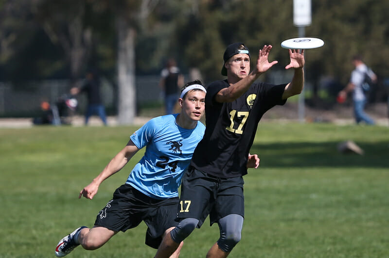 UC Santa Barbara's Hunter Corbett catches the disc at the 2015 Stanford Invite.