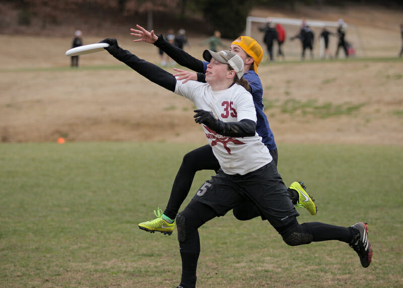 Minnesota's Sarah Anciaux was a big playmaker at QCTU16. Photo: Christina Schmidt -- UltiPhotos.com