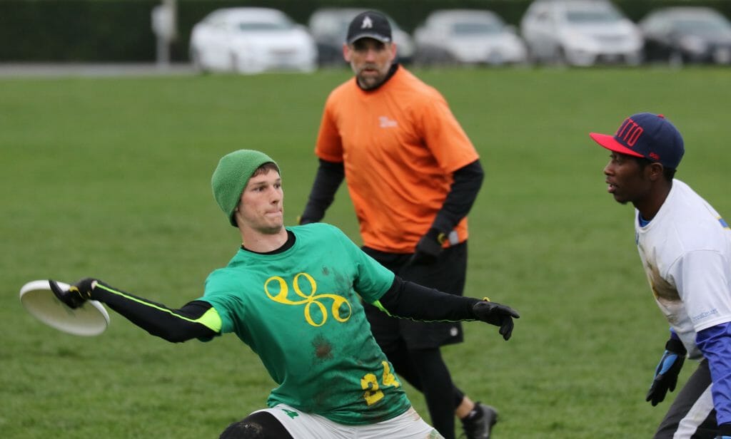 Oregon's Adam Rees marked by Washington's Khalif El-Salaam. Photo: Steve Athey.