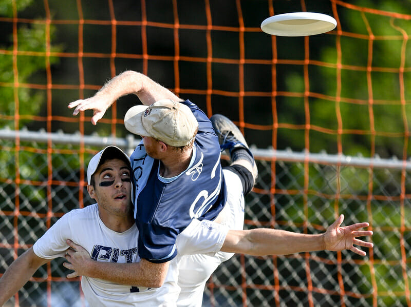 Auburn upends Pool D. Photo: Brian Canniff -- UltiPhotos.coom