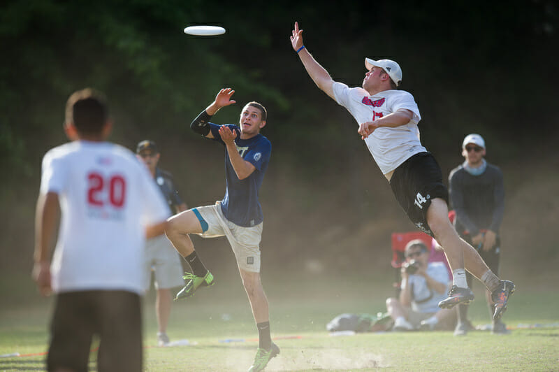 Pitt and Texas A&M in prequarter action. Photo: Kevin Leclaire -- UltiPhotos.com