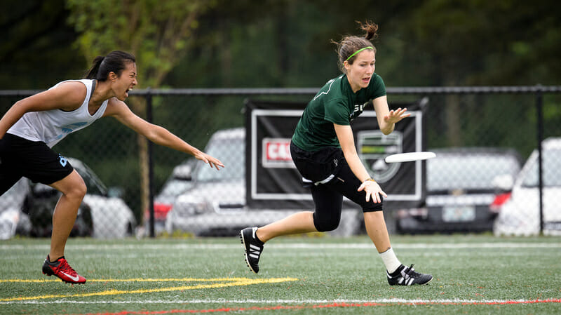 Oregon Fugue ran past UCLA to qualify for their eight straight National semifinal. Photo: Paul Andris -- UltiPhotos.com