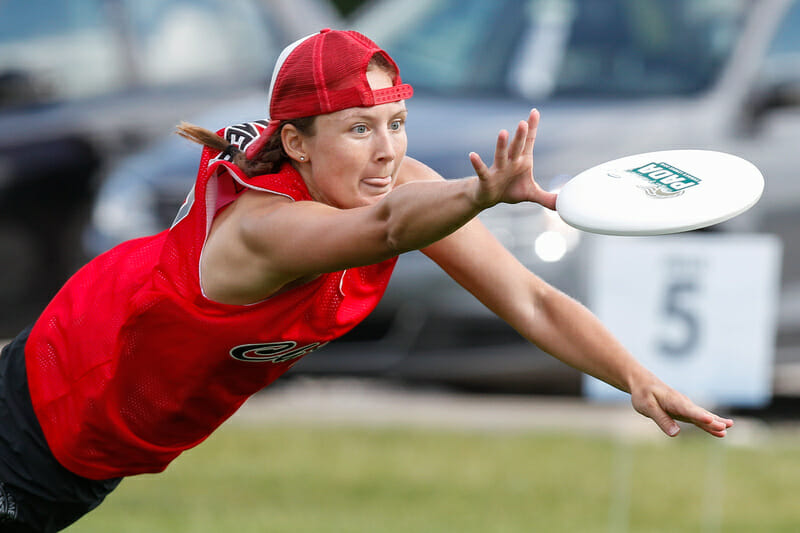 Photo: Scott Grau -- UltiPhotos.com