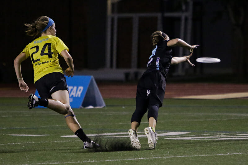 Hannah Leathers bids for a layout catch for Ozone against the All Star Tour 2016.