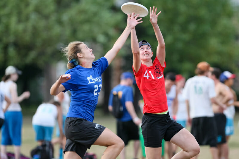 Siege and Bent are two of the teams that will be battling it out in a wild Northeast Womens Regionals. Photo: Burt Granofsky -- UltiPhotos.com