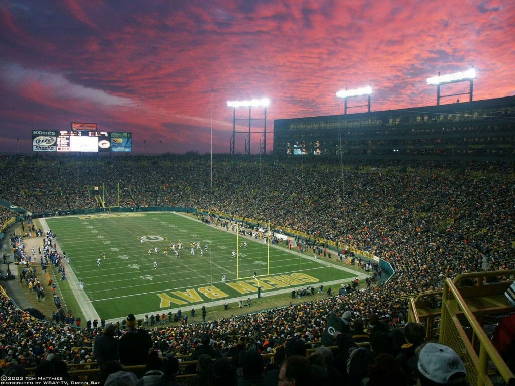 Lambeau Field UW-Green Bay News Posts