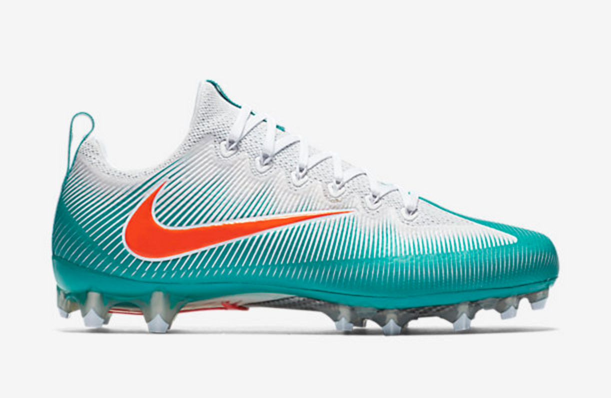 HOT! Deal Of The Day: $20 Nike Cleats 