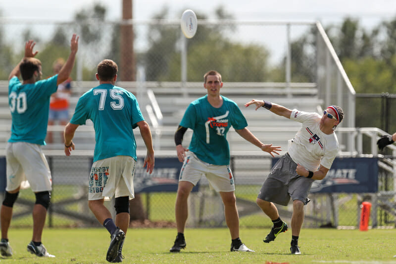 hammer throw frisbee