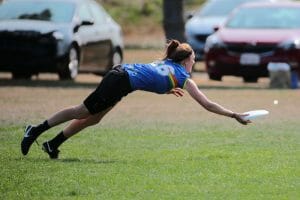 Molly Brown's Lisa Pitcaithley goes to ground for a catch at the 2017 Pro Championships