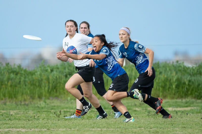 UCSD's Marissa Hing hankers for the disc at the 2019 Stanford Invite.