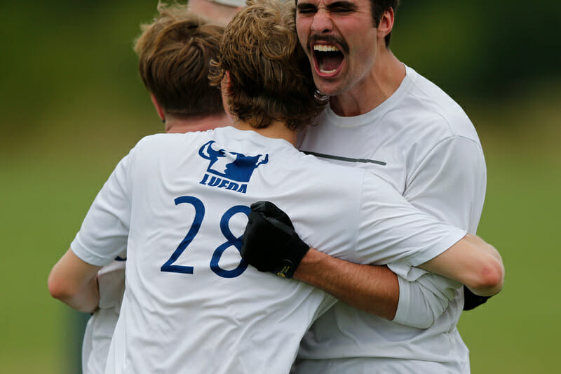 Luther celebrates at the 2019 D-III College Championships.