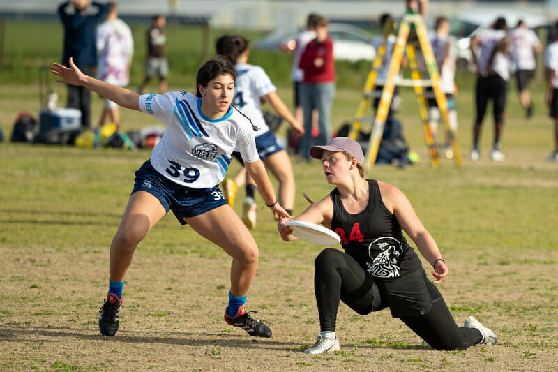 Stanford's Hallie Dunham at Stanford Invite 2019.