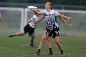 Puget Sound's Emma Piorier at the 2019 D-III College Championships. Photo: William 'Brody' Brotman -- UltiPhotos.com