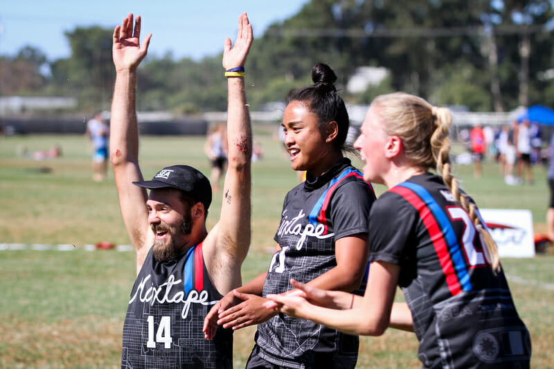 Seattle Mixtape at the 2018 Club Championships. Photo: Kristina Geddert -- UltiPhotos.com