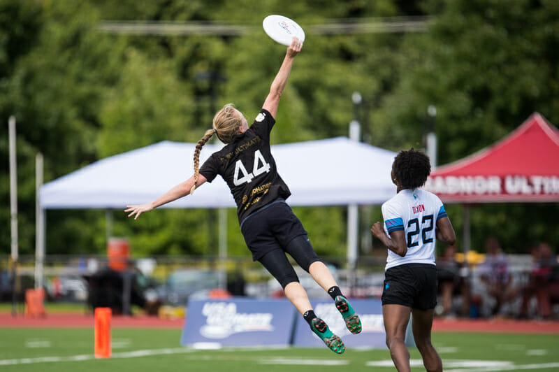 San Francisco Fury's Maggie Ruden makes one of the plays of the tournament with this grab in the women's final of the 2019 Pro Championships. Photo: Paul Andris -- UltiPhotos.com