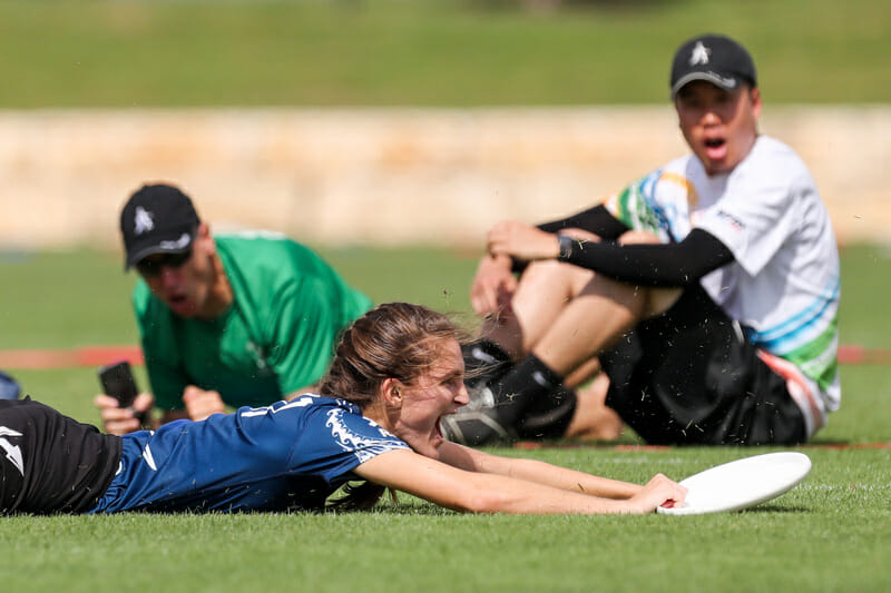 College Women's Ultimate Frisbee Highlights 2016 