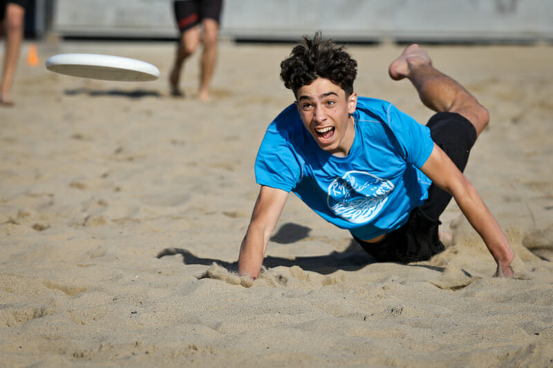 U20 pool play at the Beach of Dreams event in Los Angeles. Photo: Kristina Geddert -- UltiPhotos.com