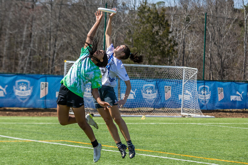 Decatur v. Paideia in the QCTU Girls' final. Photo: Katie Cooper -- UltiPhotos.com