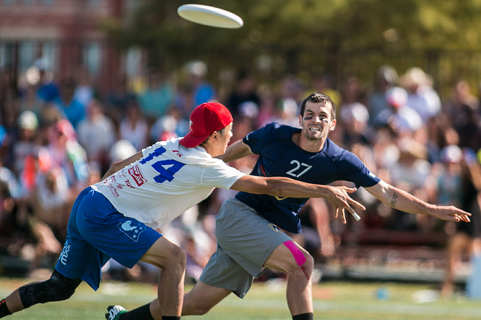 Revolver's Ashlin Joye bombs a backhand. Photo: Daniel Thai -- UltiPhotos.com