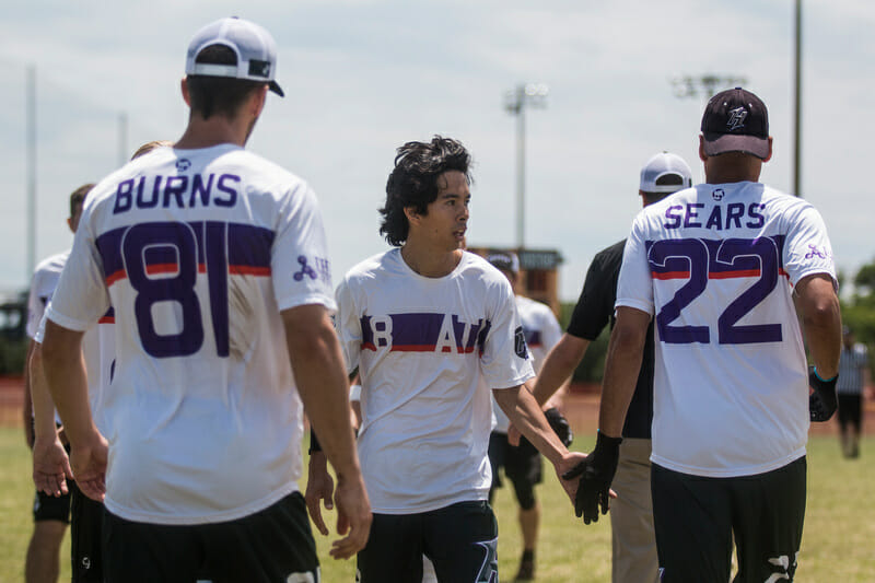 Matt Smith (center) with the Atlanta Hustle in 2017. Smith co-chairs the AUDL Inclusion Initiative. Photo: Daniel Thai — UltiPhotos.com