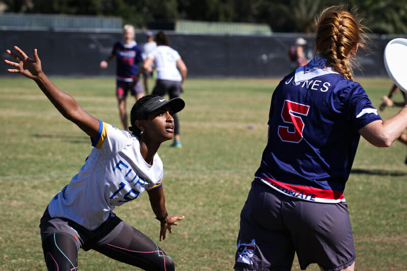 Amel Awadelkarim (left) with San Francisco Fury at 2018 Club Championships. Photo: Kristina Geddert — UltiPhotos.com