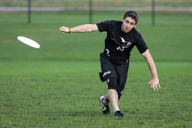 Matt Bennett playing with Houston H.I.P. at 2016 Club Nationals. Photo: Christina Schmidt -- UltiPhotos.com