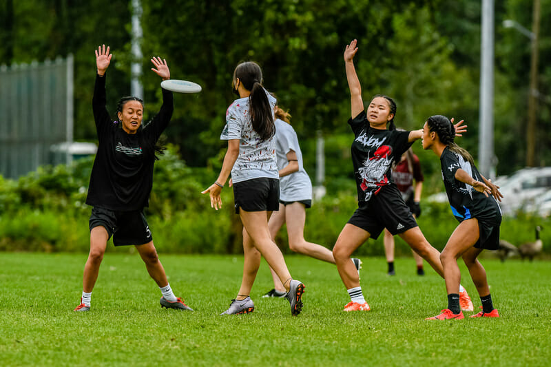 Some teams played zone defense at the BCU Junior Club tournament. Photo: Jeff Bell -- UltiPhotos.com