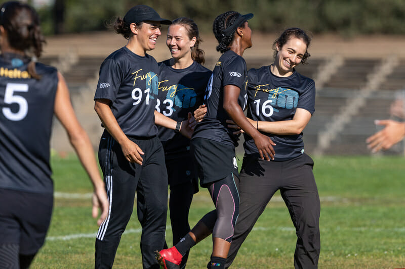 San Francisco Fury celebrating a 2021 Southwest regional crown. Photo: Rodney Chen -- UltiPhotos.com