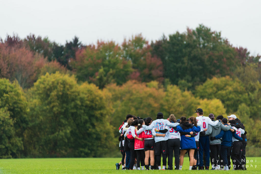 Vancouver Red Flag in the huddle at UCI 2021. Photo: Daniel Ngai — Eye to Ngai Photography