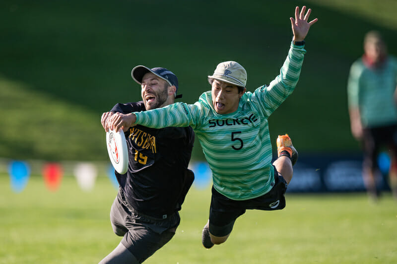 Pittsburgh Temper and Seattle Sockeye at the 2021 Pro Championships. Photo: Sam Hotaling -- UltiPhotos.com