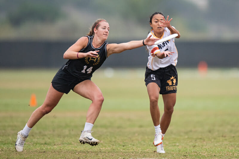 Columbus Rival vs Vancouver Traffic at the 2021 Club Championships. Photo: Sam Hotaling -- UltiPhotos.com