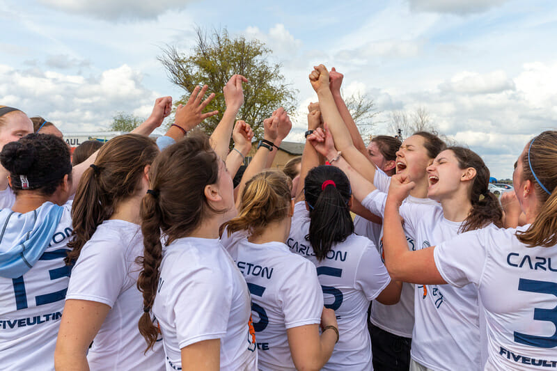 Carleton Syzygy cheer during the Stanford Invite 2020 final. Photo: Rodney Chen -- UltiPhotos.com