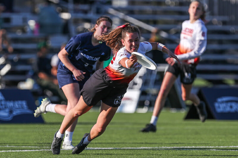 UC Santa Barbara's Julia Hasbrook. Photo: Paul Rutherford -- UltiPhotos.com