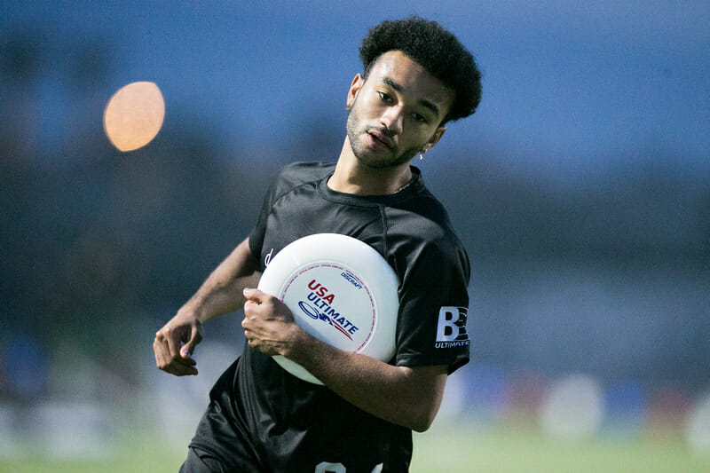 North Carolina's Alex Davis. Photo: William 'Brody' Brotman -- UltiPhotos.com