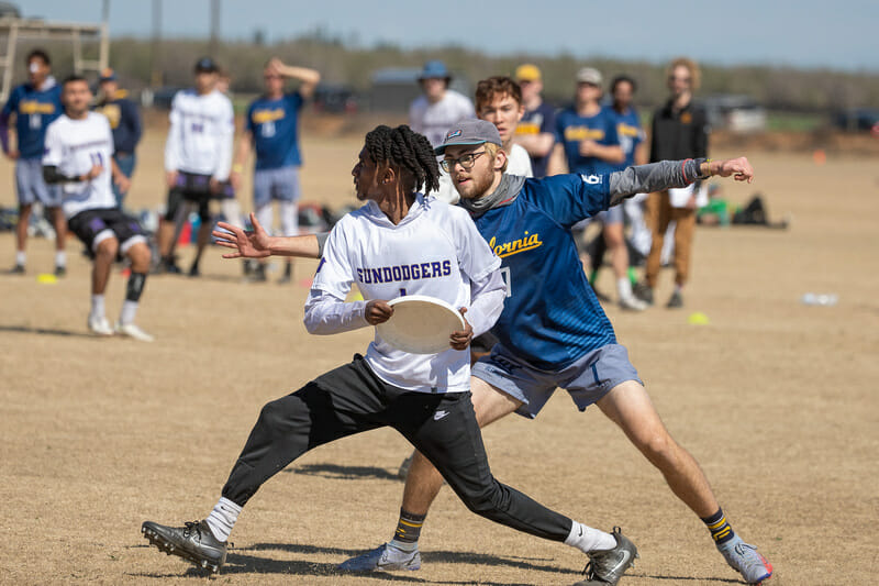 Washington and California in the Stanford Invite 2022 final. Photo: Rodney Chen -- UltiPhotos.com