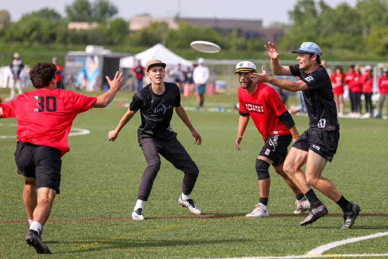 North Carolina eliminated Georgia from the Nationals bracket for the second straight season. Photo: Paul Rutherford -- UltiPhotos.com