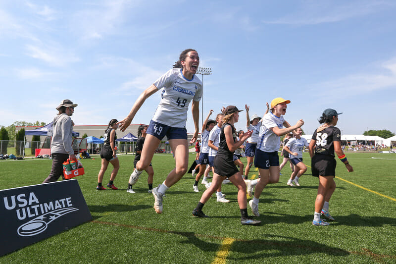 Frisbee School UNC Men's, Women's Teams Win USA Ultimate National