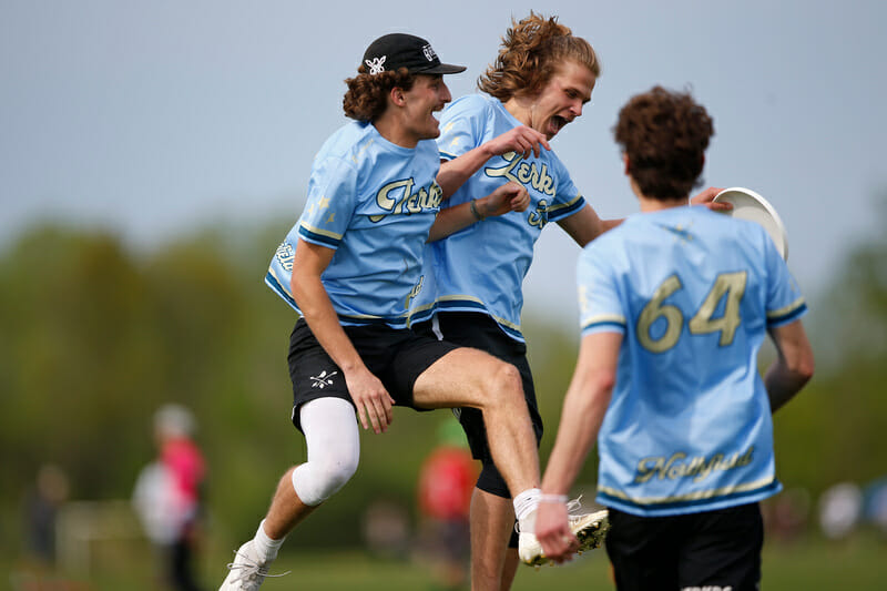 St. Olaf celebrating at the 2022 D-III College Championships. Photo: William 'Brody' Brotman -- UltiPhotos.com