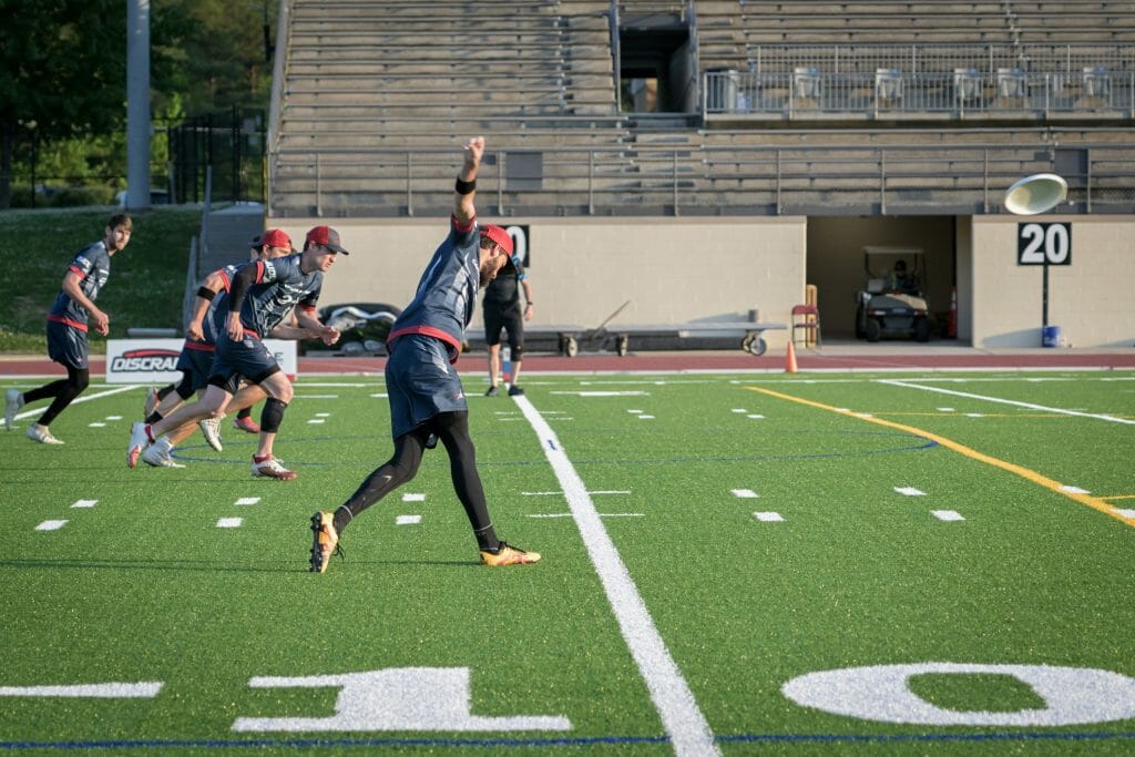 Carolina Flyers' Eric Taylor pulling in the 2022 AUDL regular season.