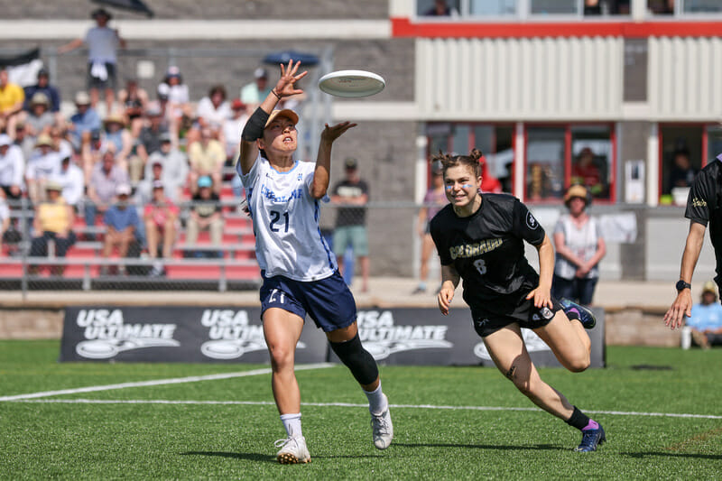 North Carolina's Theresa Yu. Photo: Paul Rutherford -- UltiPhotos.com