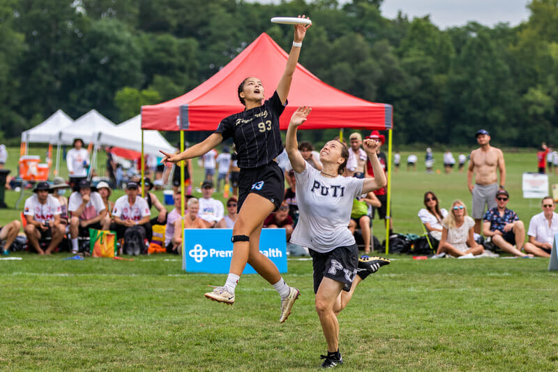 Mika Kurahashi had a big game for Red Flag in the mixed semifinal against PuTi. Photo: Katie Cooper -- UltiPhotos.com 