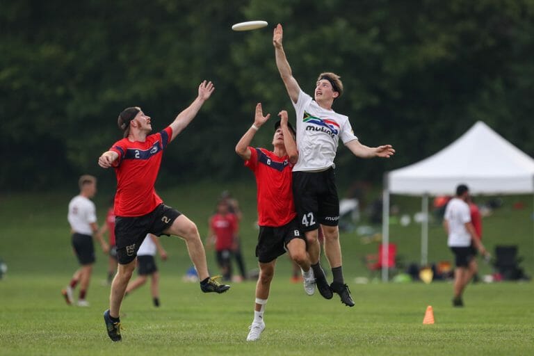 WUCC 2022: Contenders Bring the Heat on Opening Day (Open Division Sunday Recap) - Ultiworld