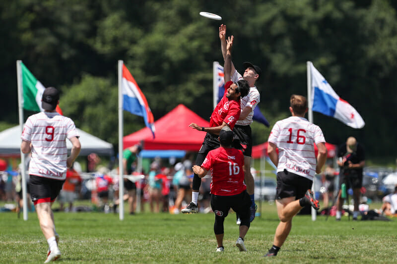 WUCC 2022 New Moon, Rising Stars Set Up Stellar Semis (Open Division