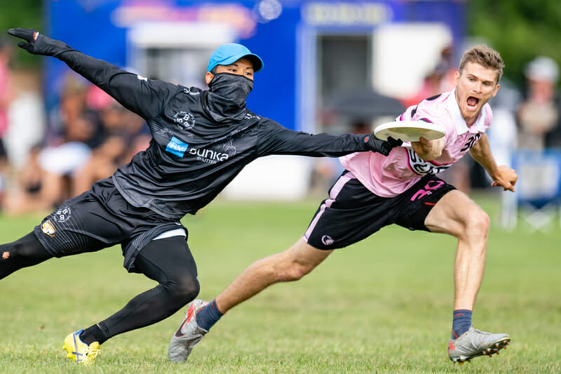 The margins could hardly be tighter as WUCC 2022 reaches the knockout stage. Photo: Sam Hotaling -- UltiPhotos.com