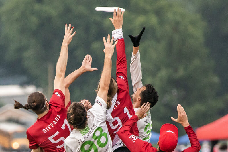 Joe White had another big performance for Iznogood in their crossover victory over Ellipsis, perhaps the game of the day in Open. Photo: Katie Cooper -- UltiPhotos.com