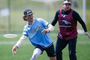 St. Olaf's Gordon Larson. Photo: William 'Brody' Brotman -- UltiPhotos.com